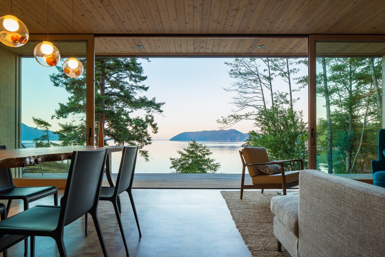 Photo 13 of 14 in Lone Madrone Cabin by Heliotrope Architects Dwell