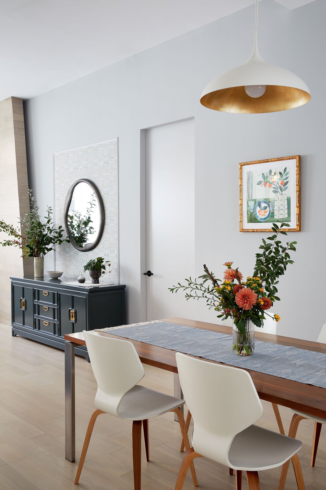 Photo 4 of 9 in MidCentury Modern Warehouse by Brooklinteriors LLC Dwell