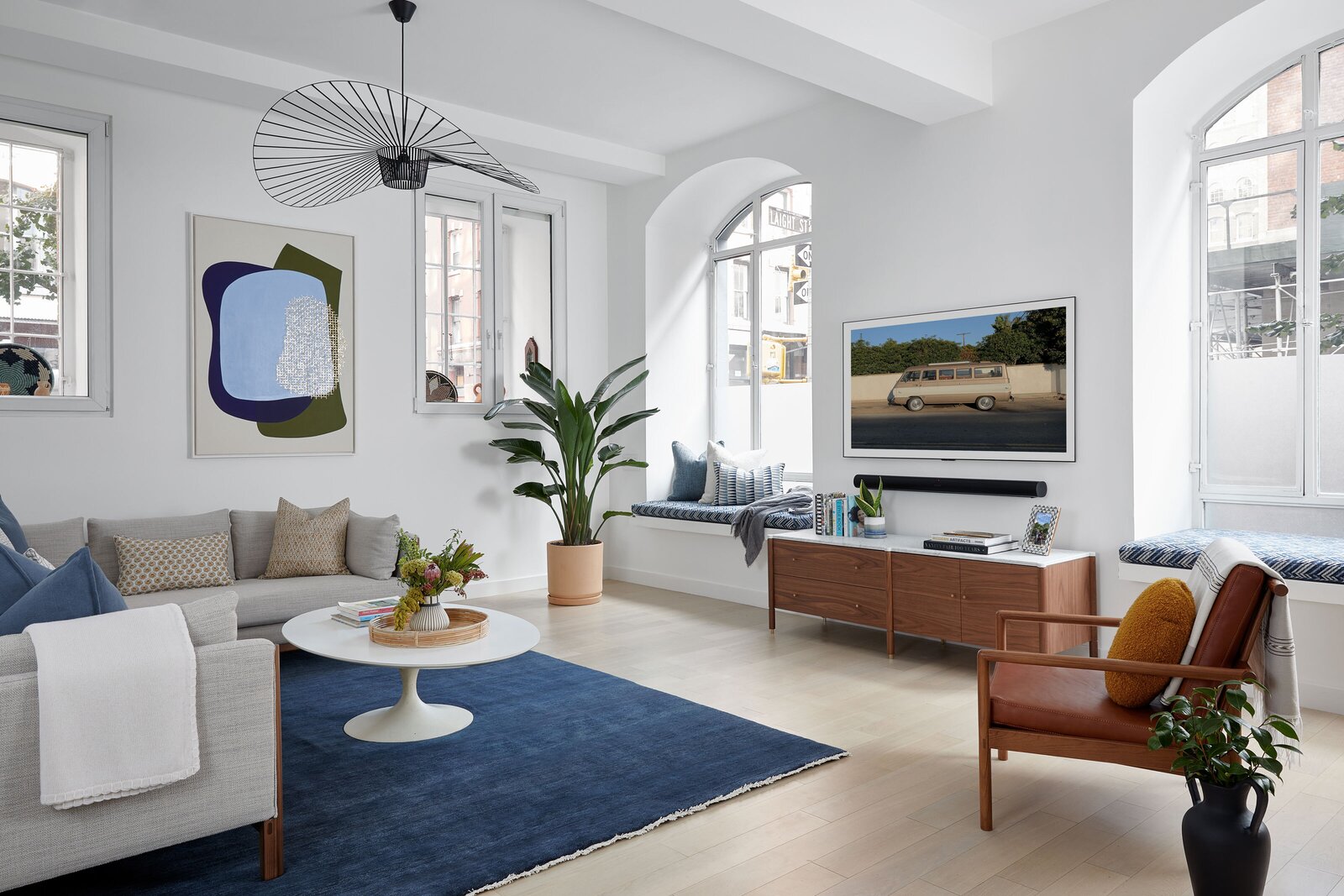 Photo 7 of 9 in MidCentury Modern Warehouse by Brooklinteriors LLC Dwell