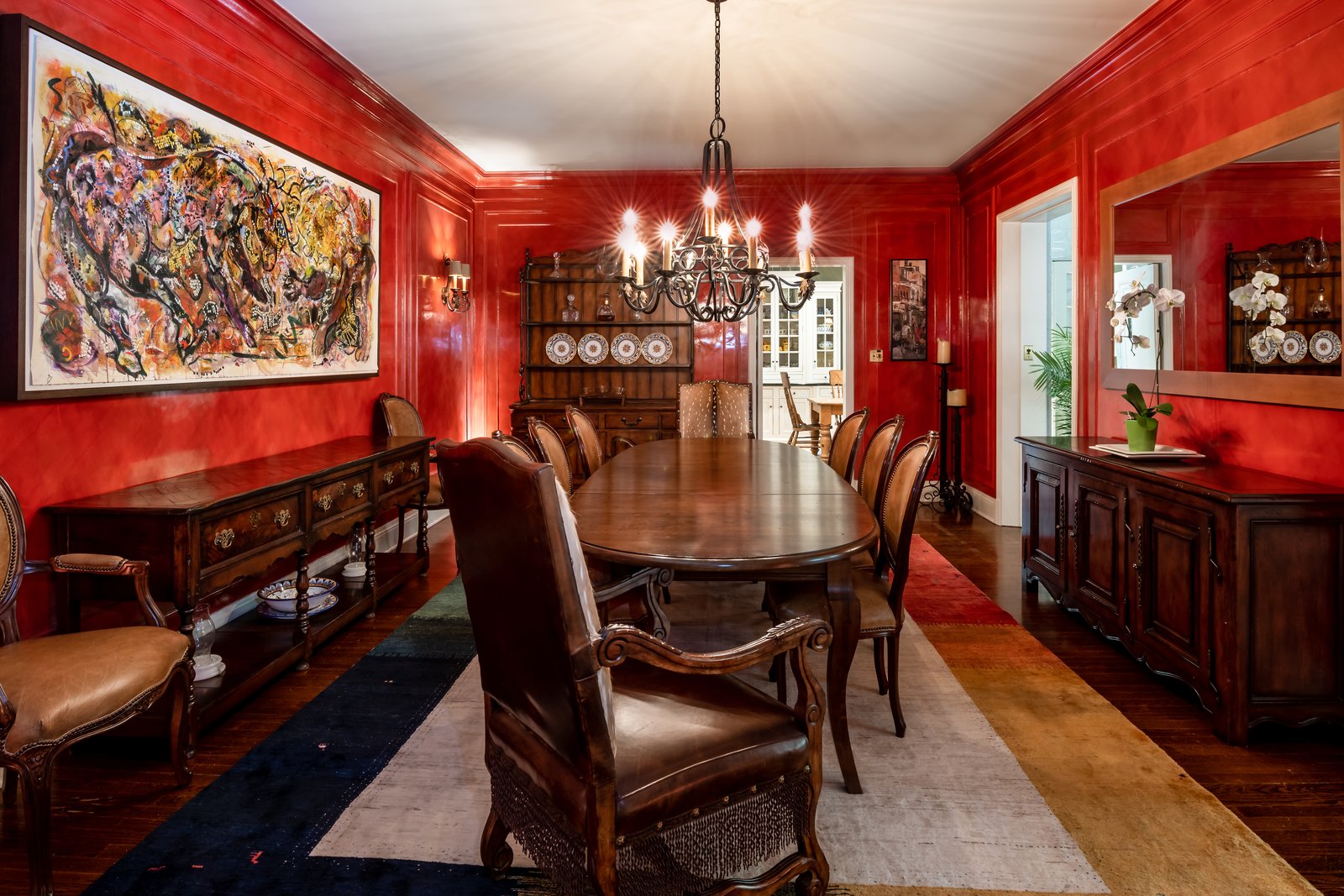 Photo 15 of 18 in The Corner Chateau by Coldwell Banker Dwell