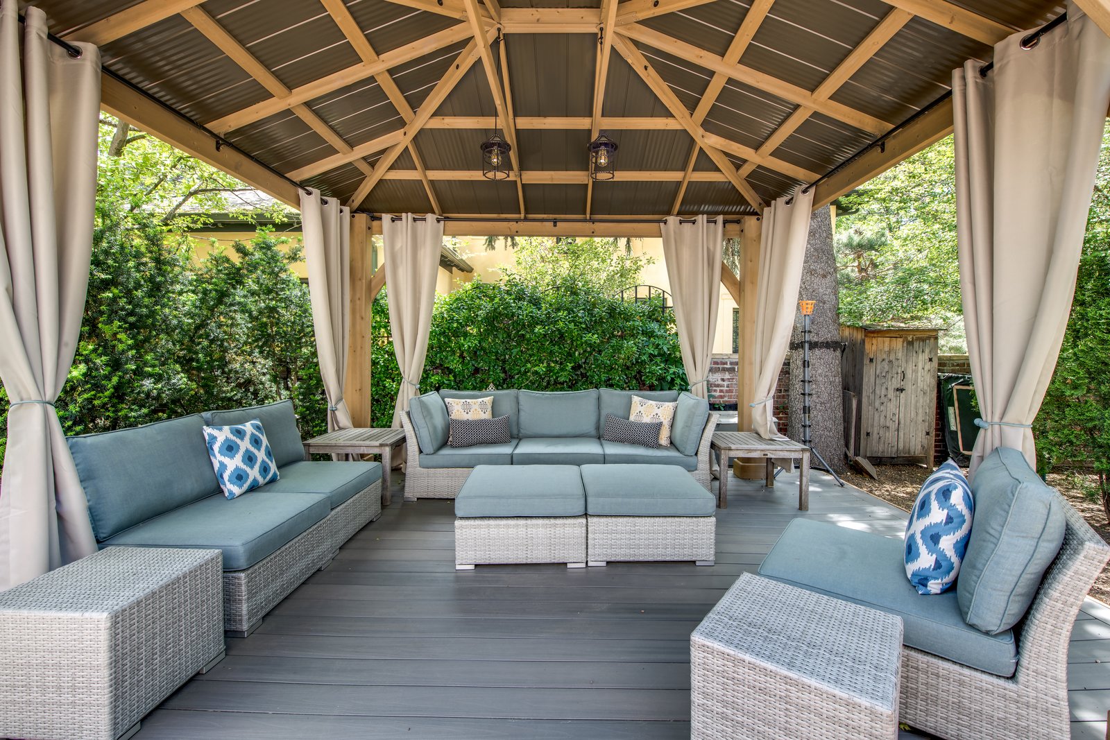 Photo 16 of 18 in The Corner Chateau by Coldwell Banker Dwell