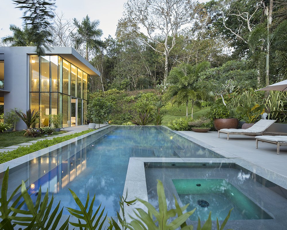 Photo 8 of 24 in RAINFOREST HOUSE by IVAN GRIPPALDI Dwell