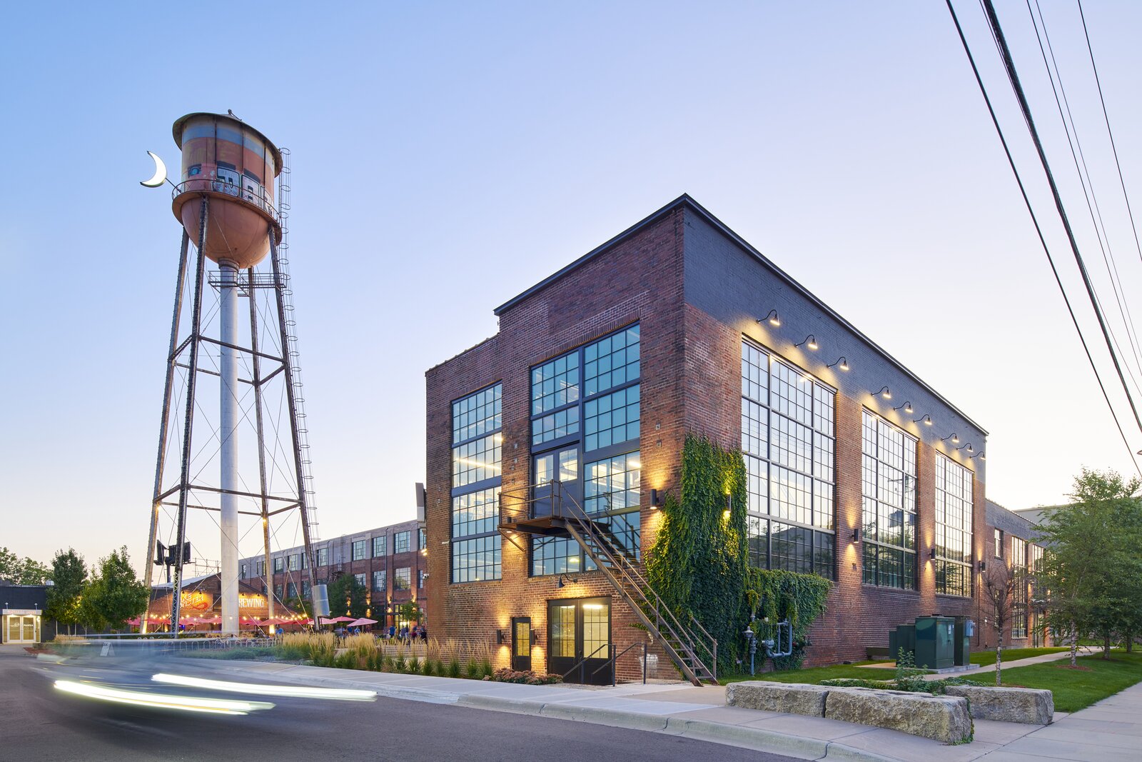 Photo 1 of 13 in Vandalia Tower by NewStudio Architecture Dwell