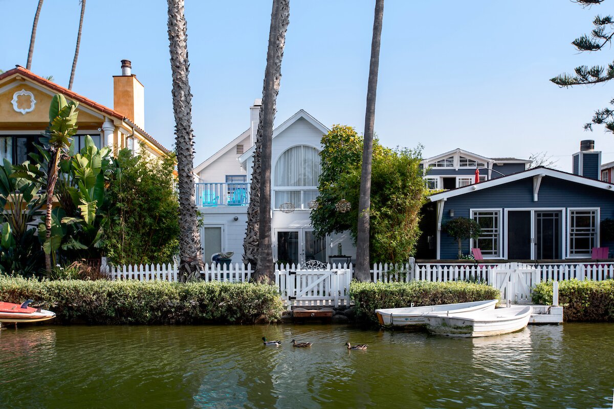 The Mermaid 456 Howland Canal Venice Beach California posted by… Dwell