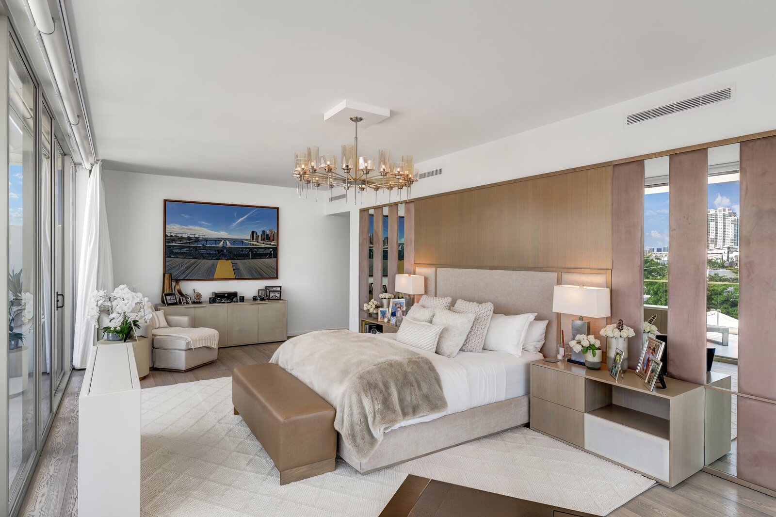 Picture of Penthouse Duplex w/ Elevator, Terrace, Office & Piano near ... - Expedia