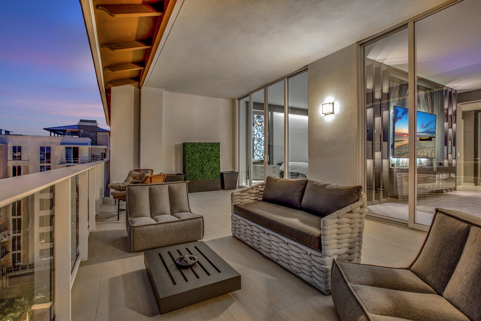 View of Penthouse Apartment with Balcony in Maida Vale 【 JUL 2025 】 Apartment ...