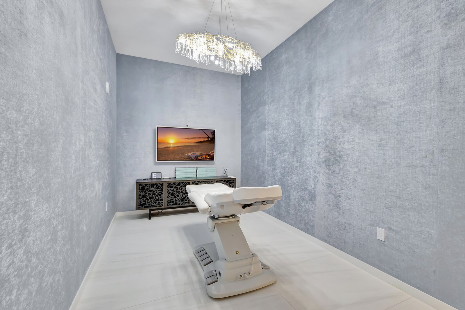 View of Photo 9 of 10 in Luxurious Penthouse with Wine Wall, Spacious Balcony ...