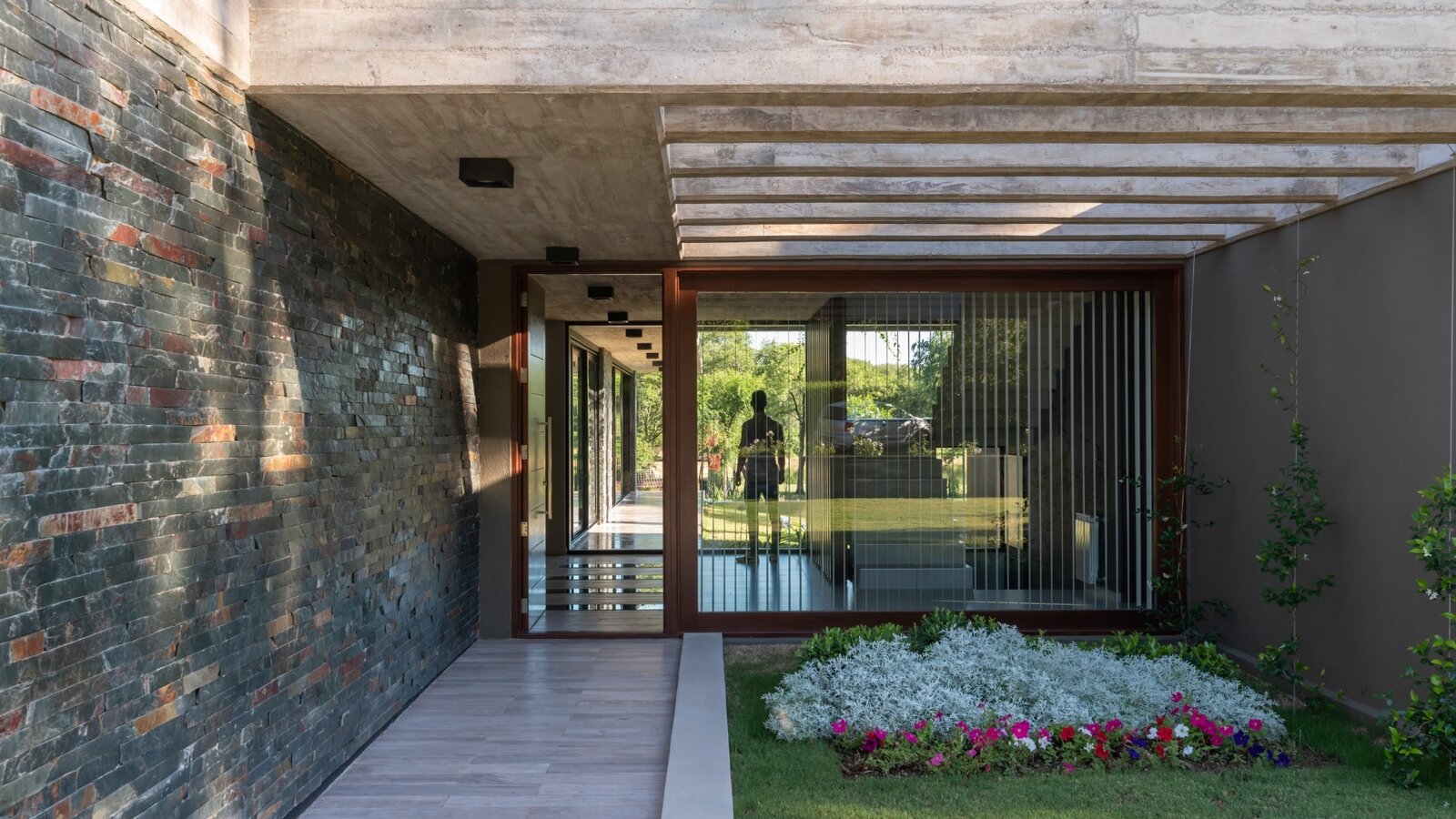 Photo 1 of 10 in Cándida House by Karlen . Clemente Dwell