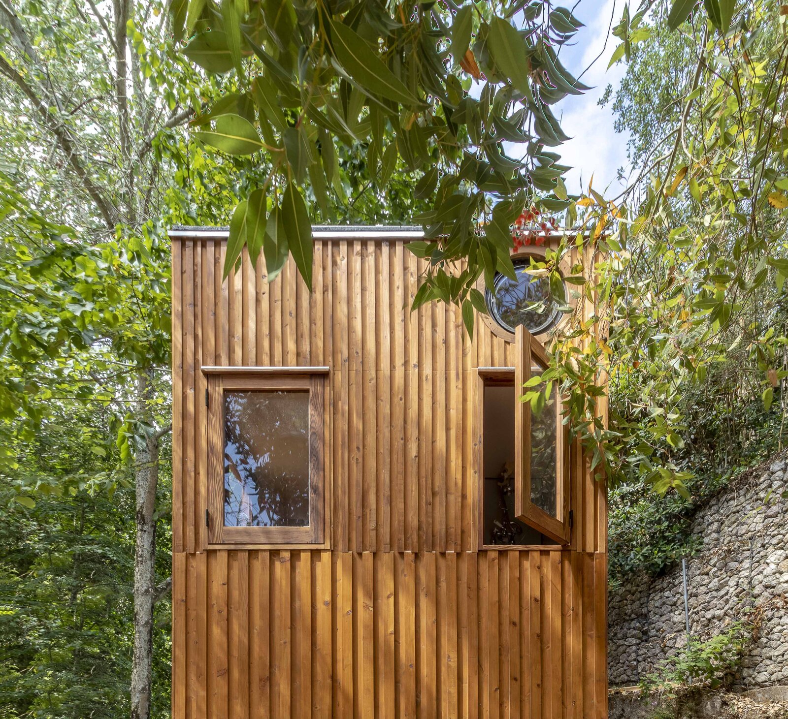 photo-4-of-15-in-work-and-play-figure-into-a-family-s-258-square-foot