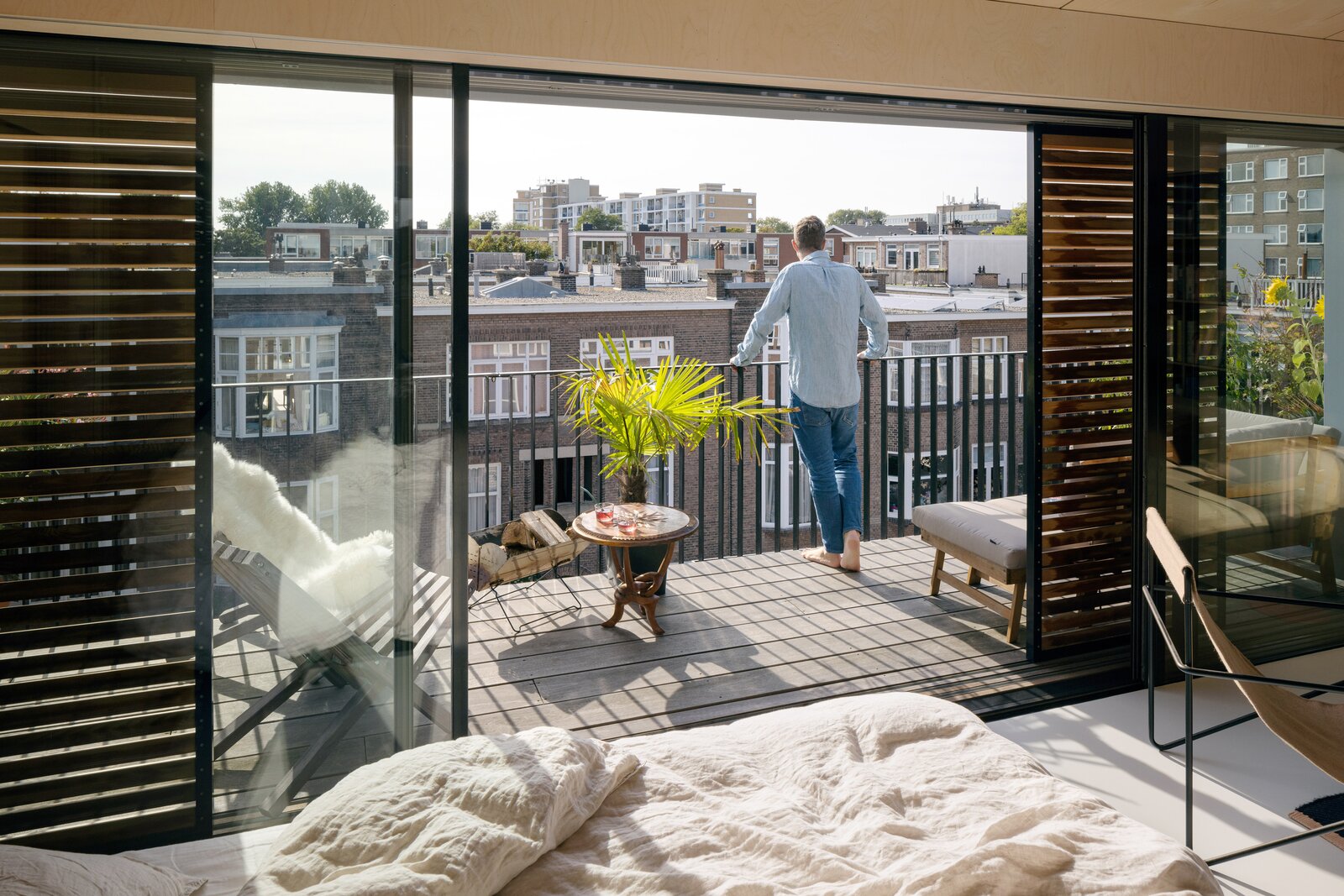 Photo 6 of 15 in A Rooftop Extension in the Netherlands Sets a New