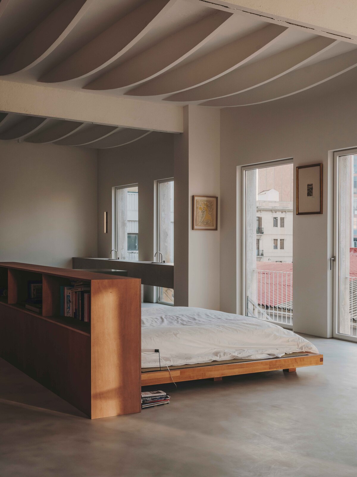 Photo 12 of 15 in An Artful Home at the Heart of Barcelona’s Creative ...