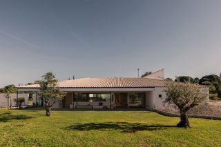 Prefab Meets Handicraft in This Airy Spanish Home