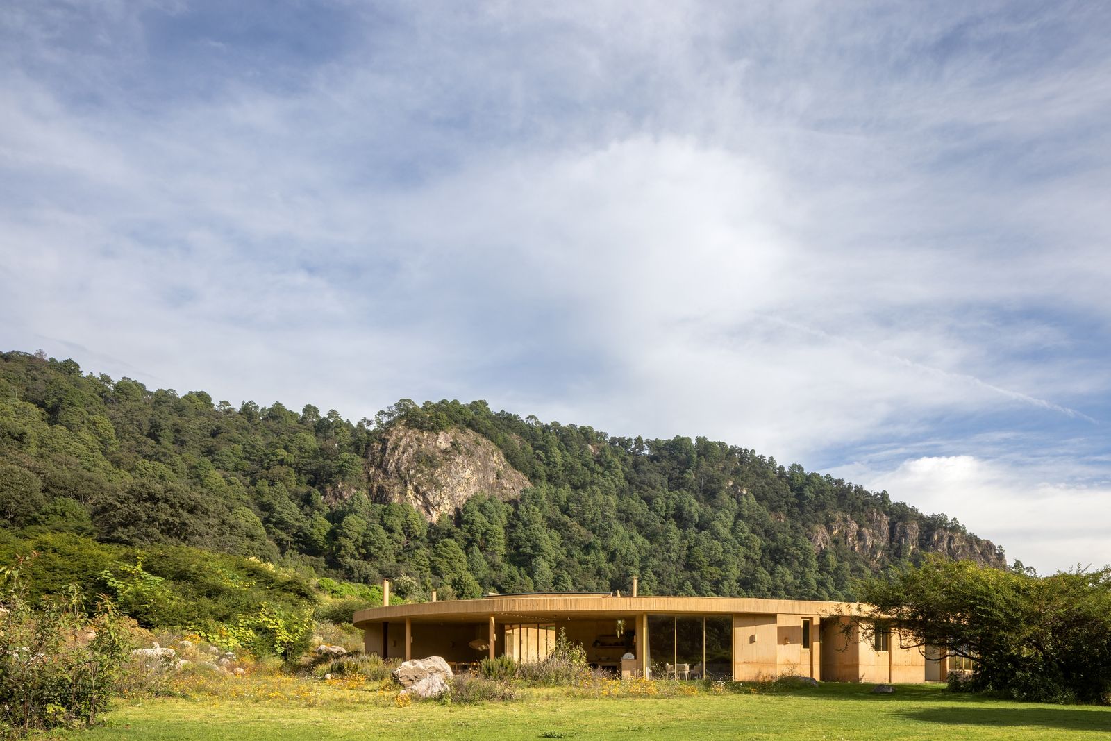 Photo 1 of 21 in If the Views From Inside This Off-Grid Home in Mexico ...