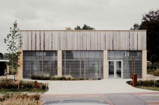 This Netherlands Home Nods to a "Langgevelboerderij"—or a Traditional Farmhouse