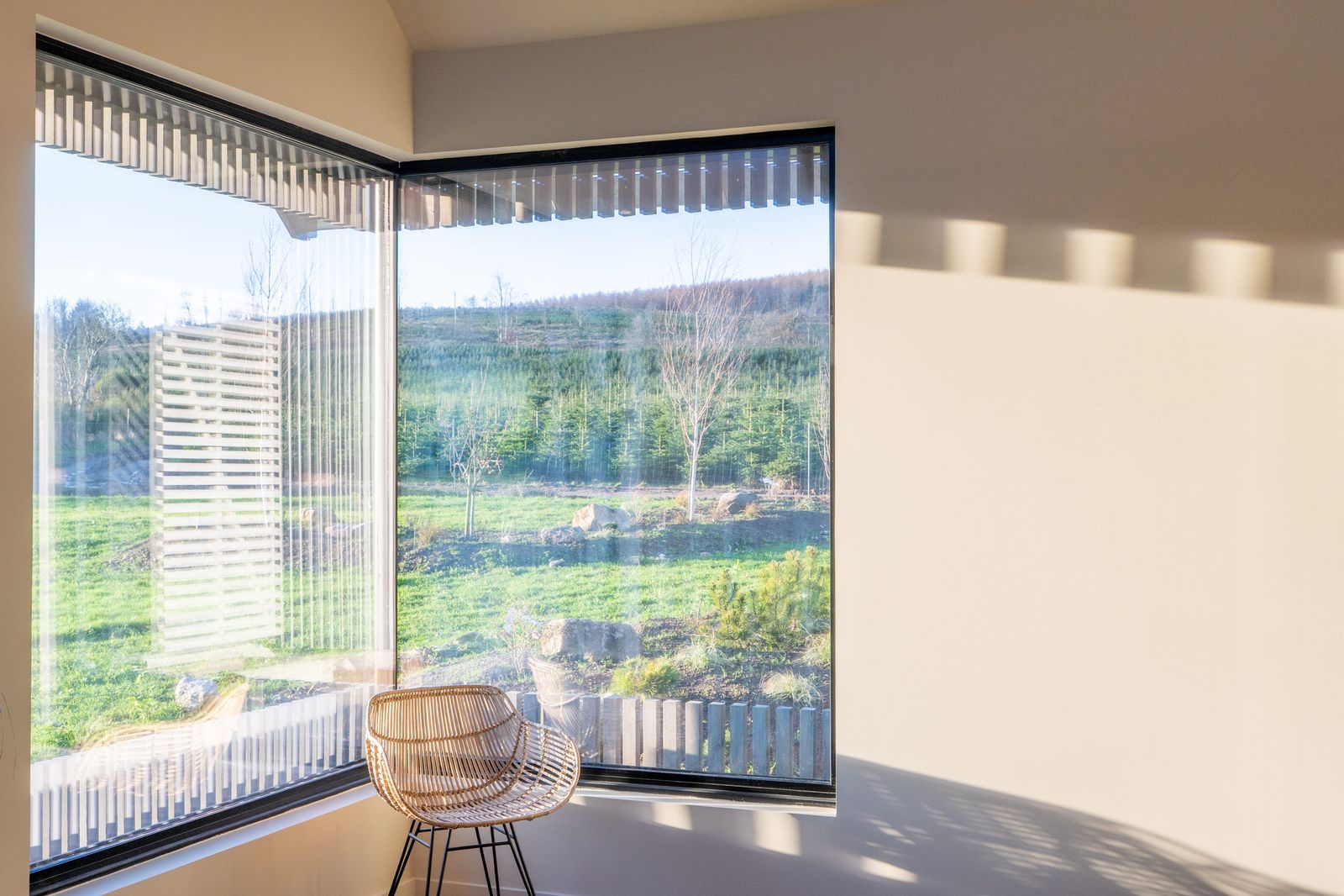 Window Sheild House Photo 13 of 13 in Sliding Window Shields Adjust Sunlight at This ...