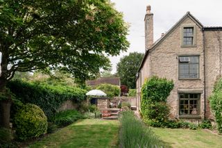 Peach, Ochre, and Neon-Green Paints Punch Up This £935K Cottage in Somerset