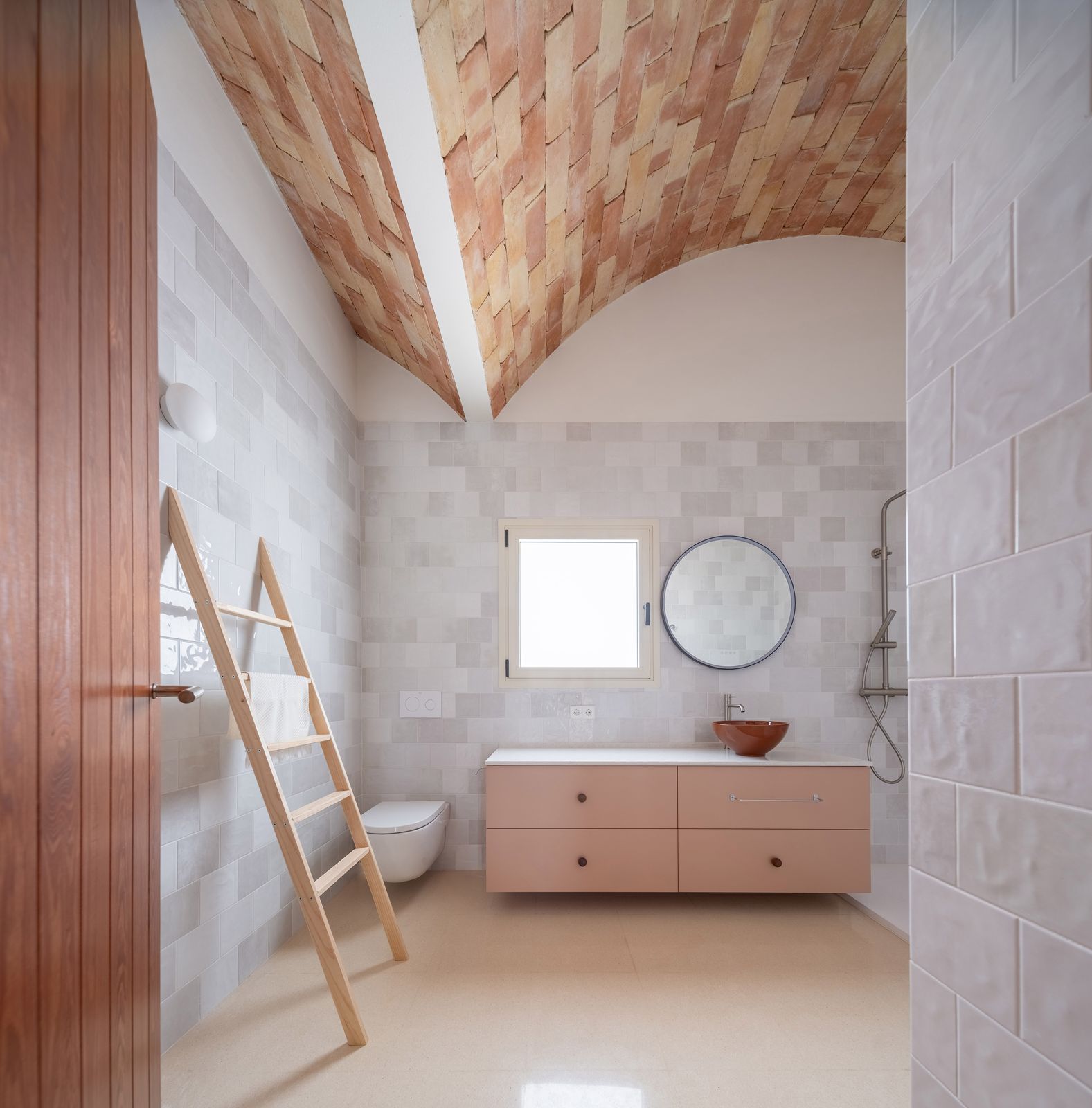 Photo 13 of 15 in This Cloudlike Home in Spain Is Finished in Sprayed…