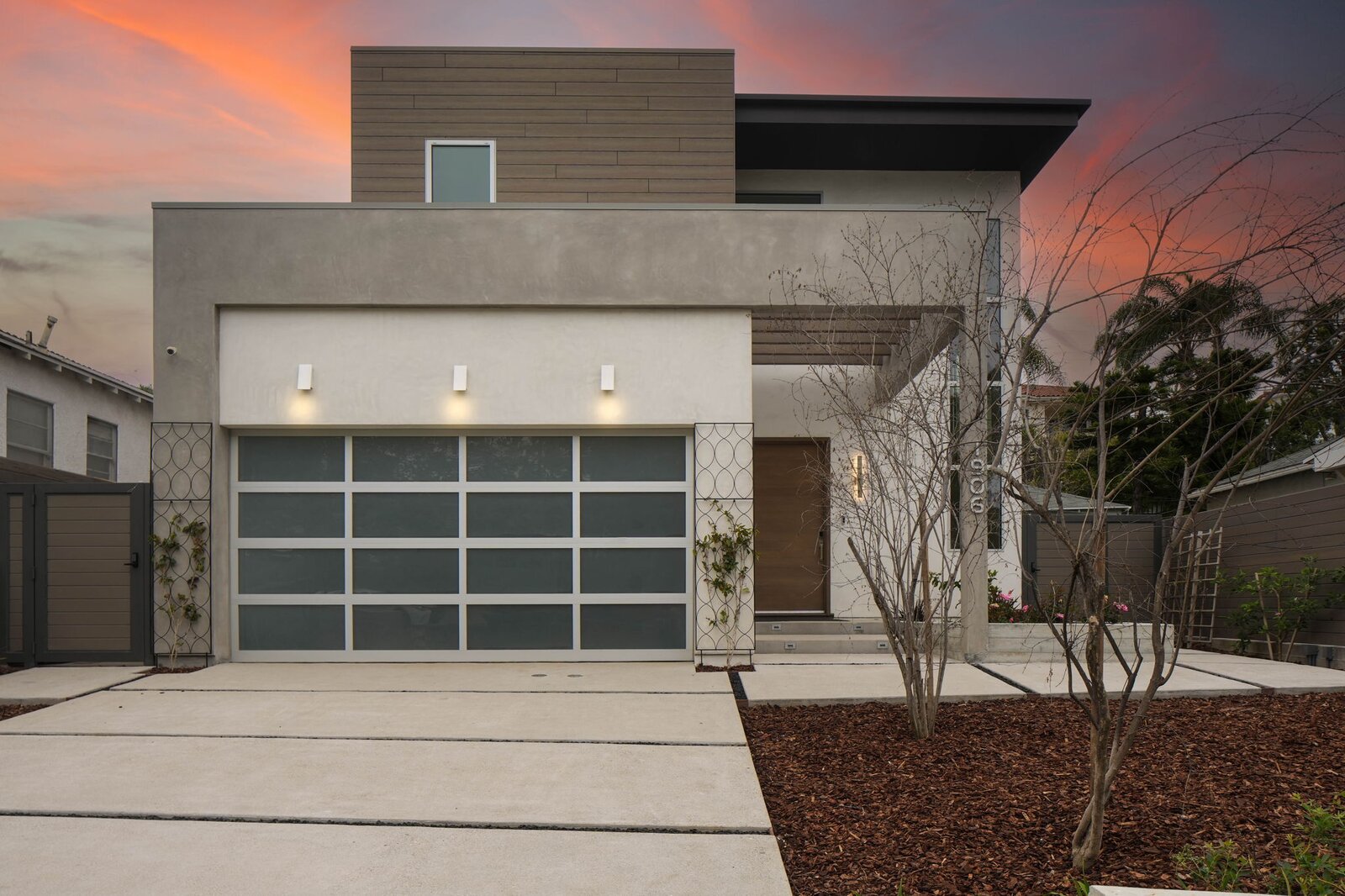 Photo 1 of 9 in Newly Completed Contemporary Residence in Los Angeles