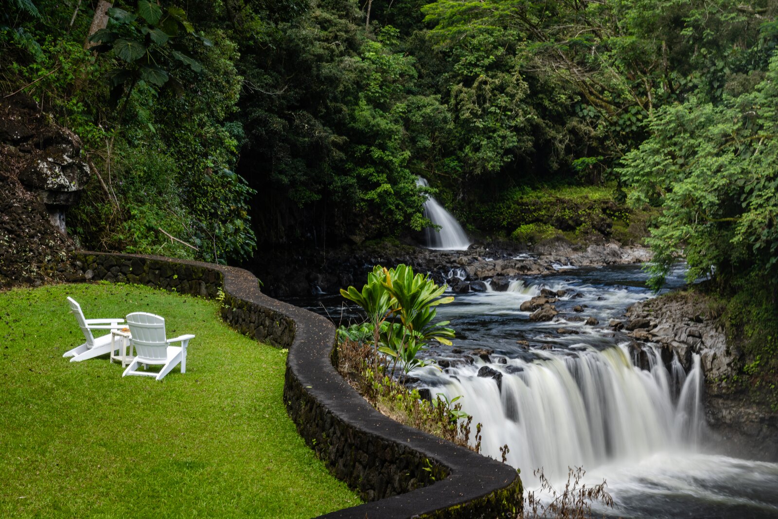 Photo 8 of 11 in Minimalistic Residence on The Falls at Reeds Island