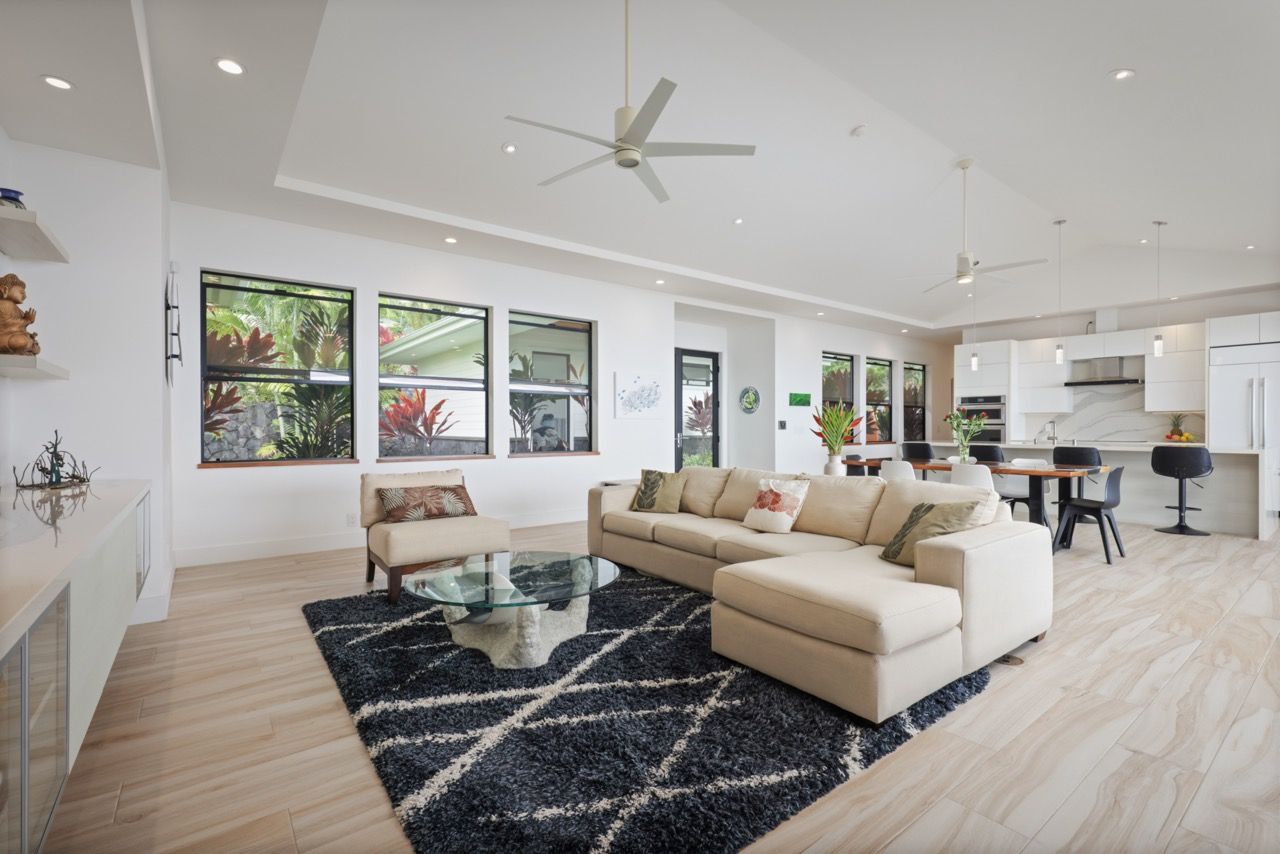 Photo 3 of 10 in Modern Luxury with Panoramic Ocean Views in Kailua ...