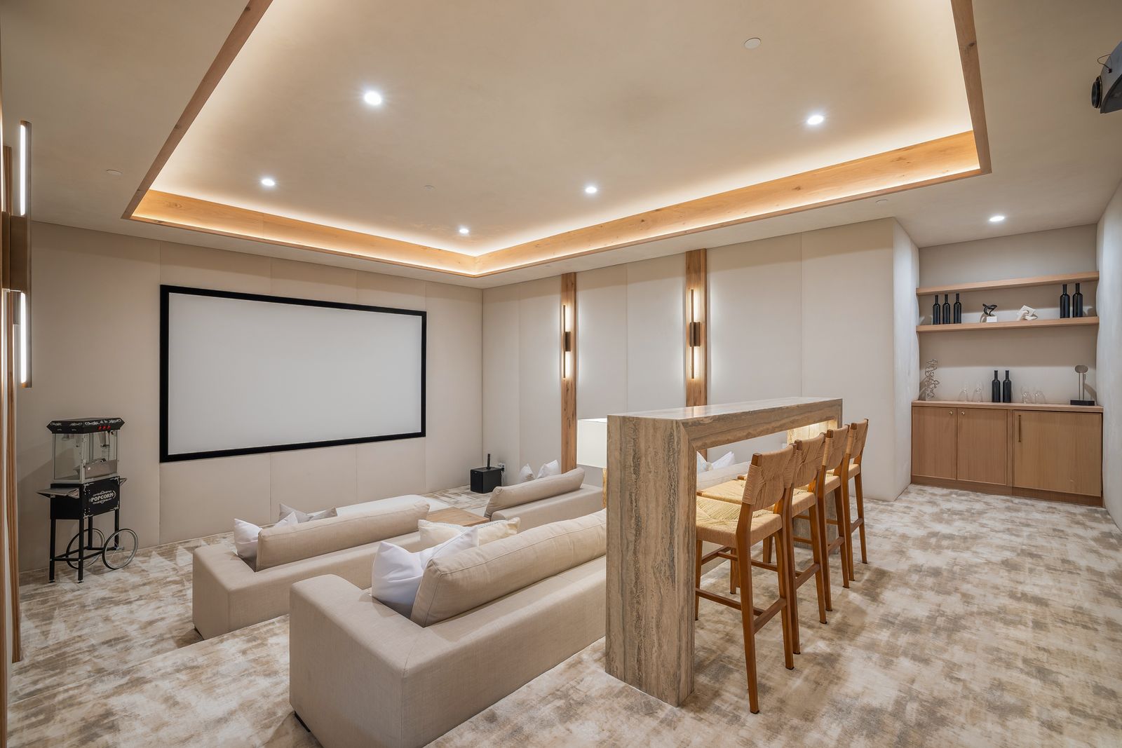 Photo 9 of 10 in Ken Ungar Unveils a Modern Pacific Palisades ...