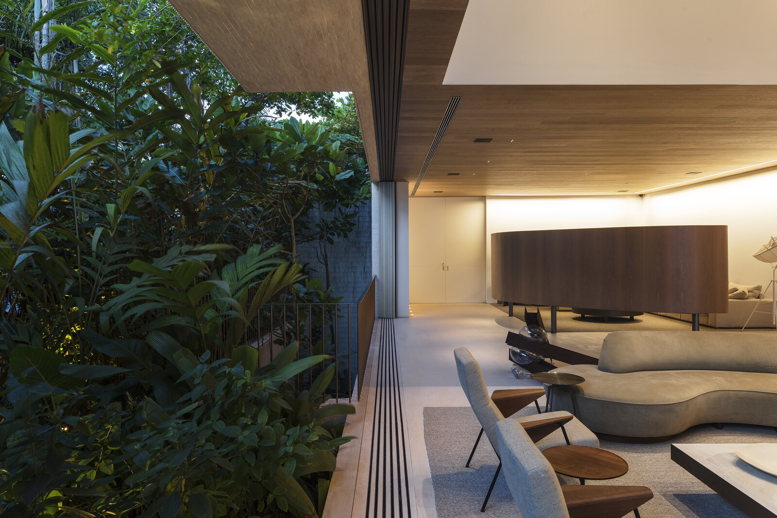 Photo 11 of 19 in Casa JD by Studio Arthur Casas - Dwell