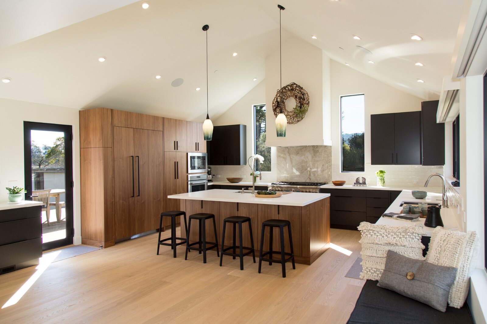 Photo 3 of 9 in West Marin Residence by DAC Dwell