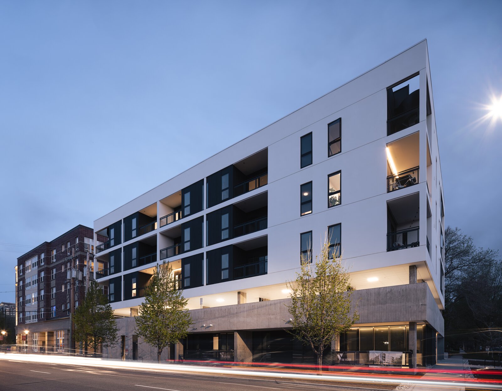 Photo 3 of 8 in The Victor by Dynia Architects by Jaclyn Anderson - Dwell