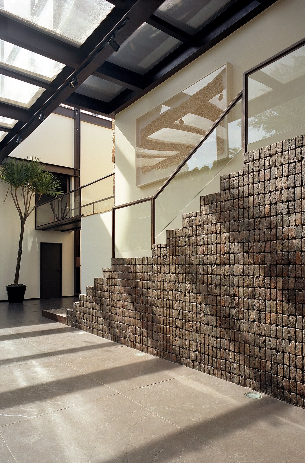 Photo 20 of 24 in Pix House by Candida Tabet Arquitetura - Dwell