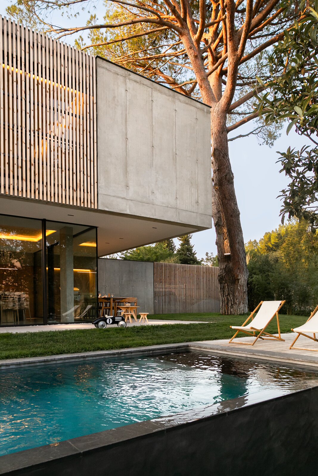 Photo 20 of 24 in FRI's house by Agence Brengues Le Pavec architectes ...