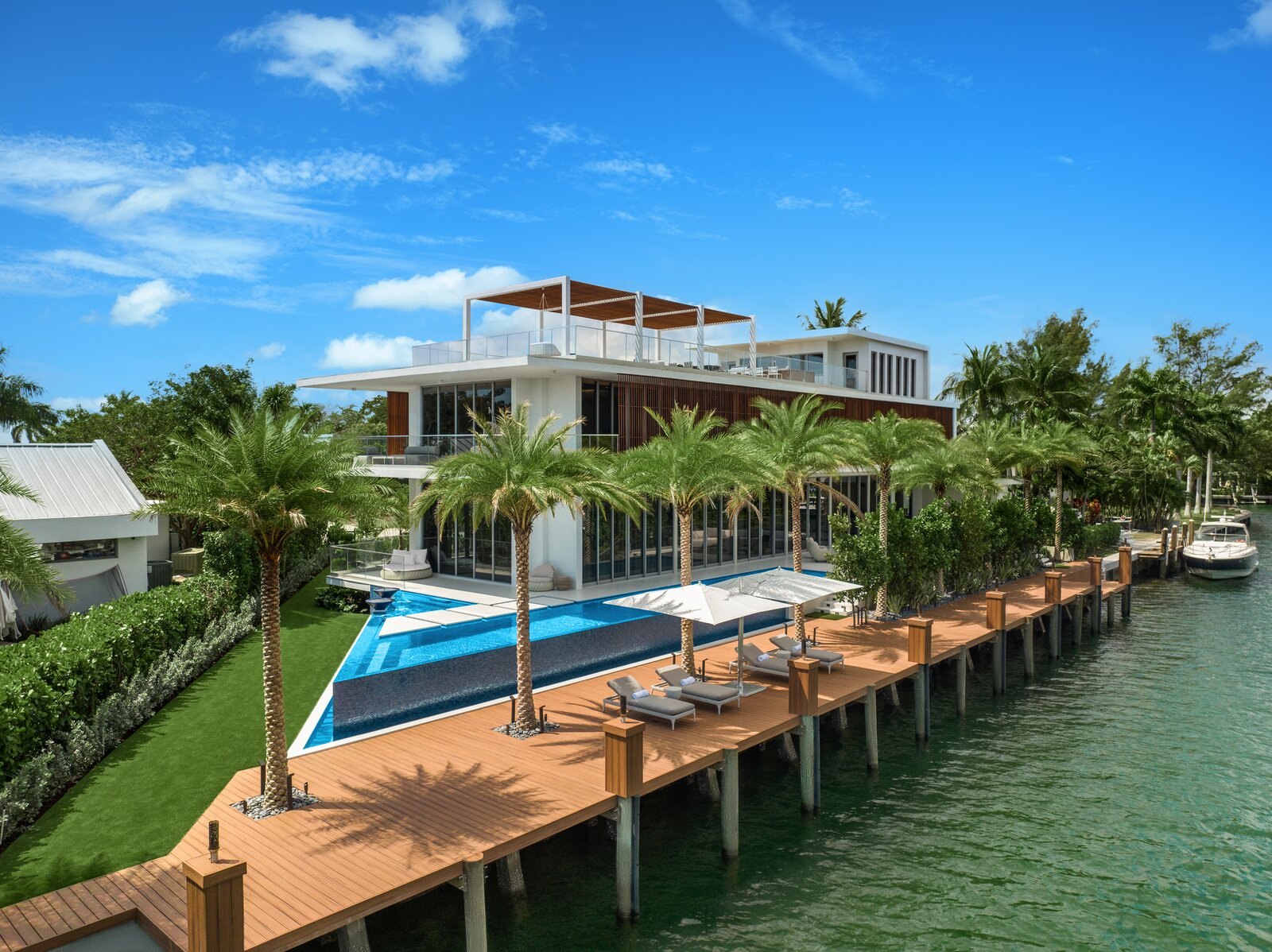 Photo 10 of 10 in Putting Green, Epic Rooftop Getaway and Yacht Docking