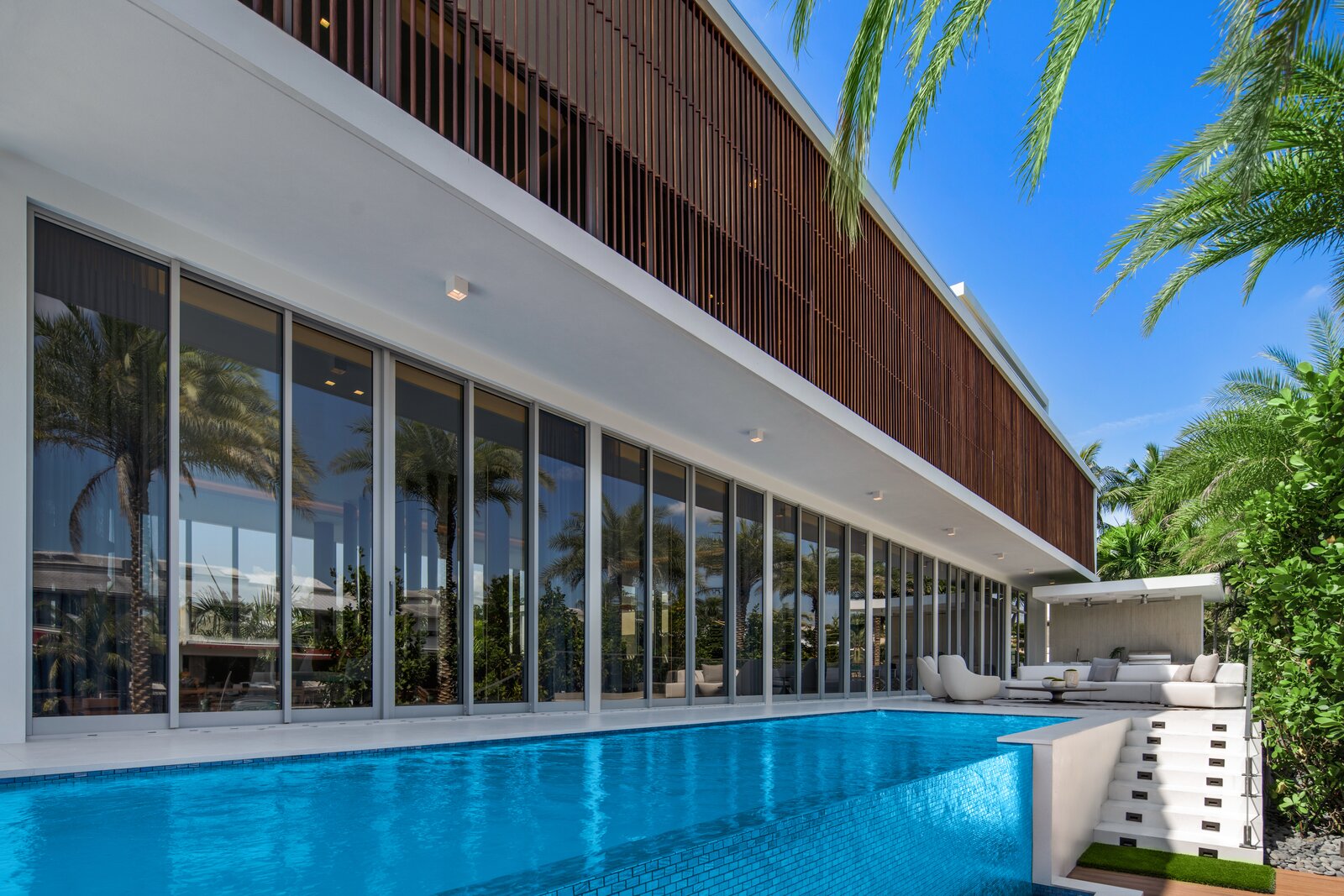 View of Photo 9 of 10 in Putting Green, Epic Rooftop Getaway and Yacht Docking ...