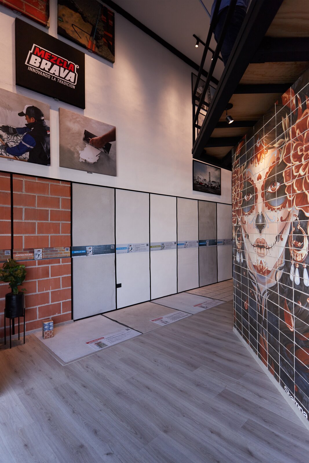 Photo 4 of 32 in Novaceramic Design Center by ZD Architecture - Dwell