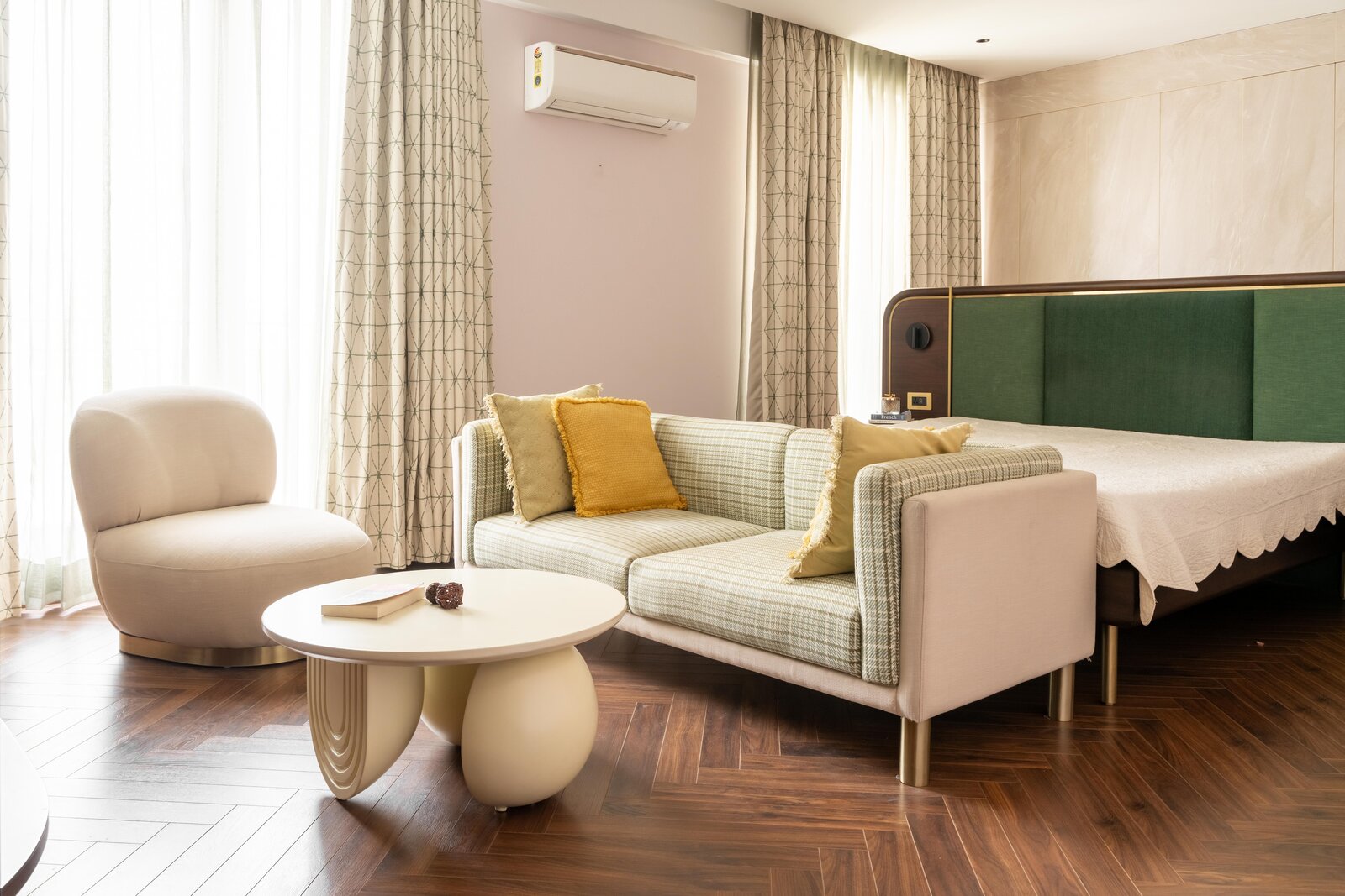 Photo 4 of 19 in Serendipity by AVG Architecture En Interiors - Dwell