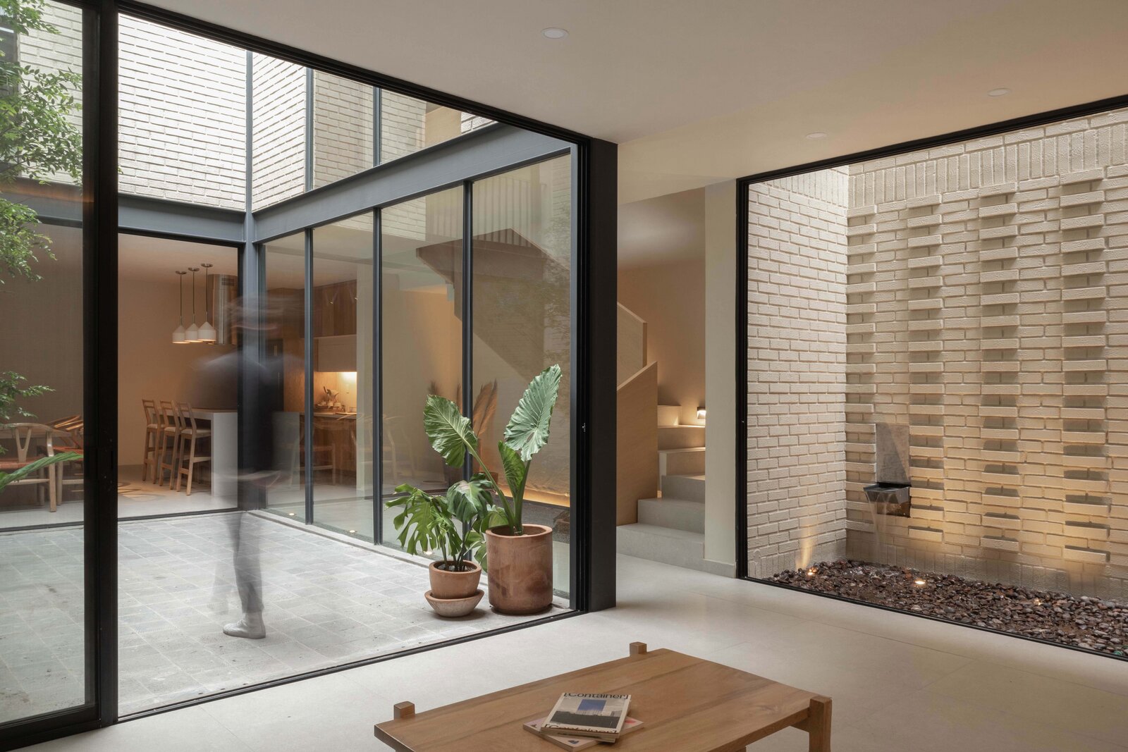 Photo 12 of 28 in Casa Navarro by Pedro Valdés - Dwell