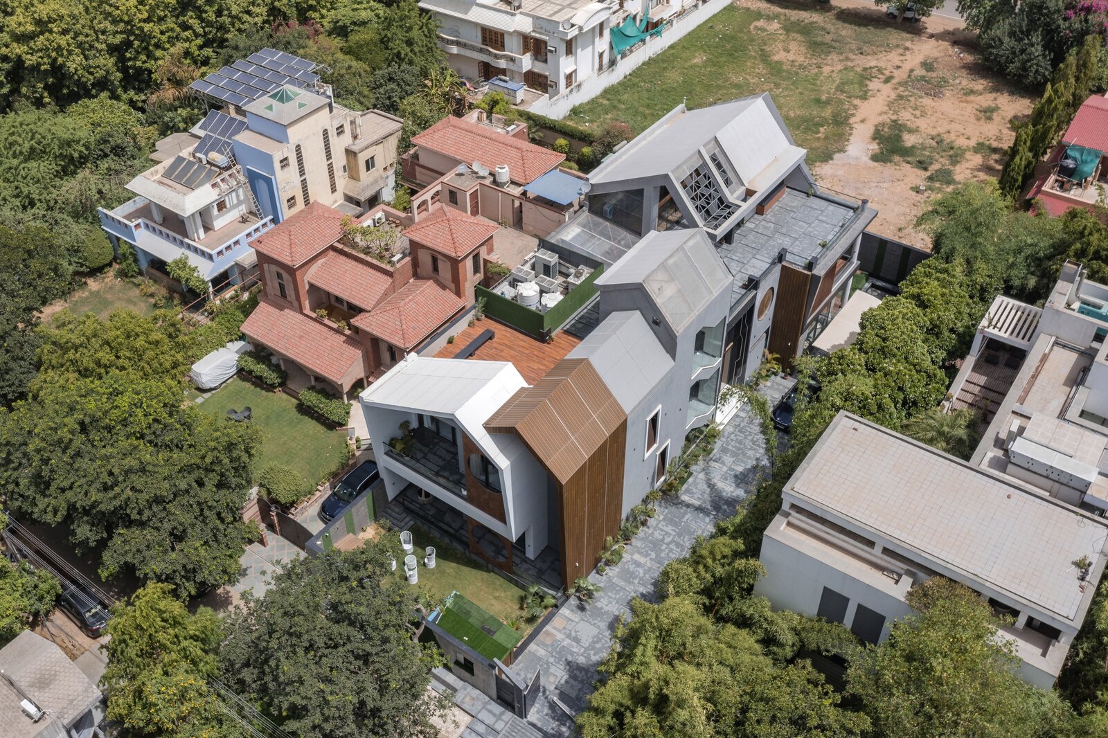 Photo 3 of 11 in The Spruce House by Design Acrolect by Design