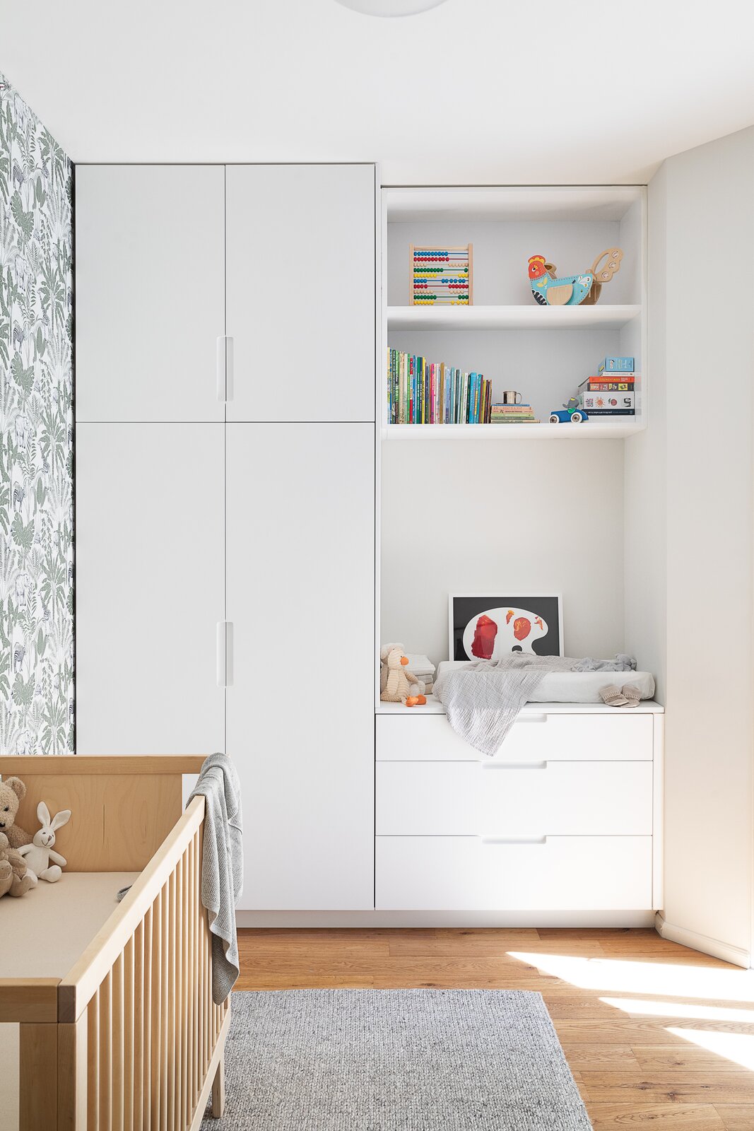 Photo 18 of 20 in Tel Aviv Bauhaus by Raquel Swartz - Dwell