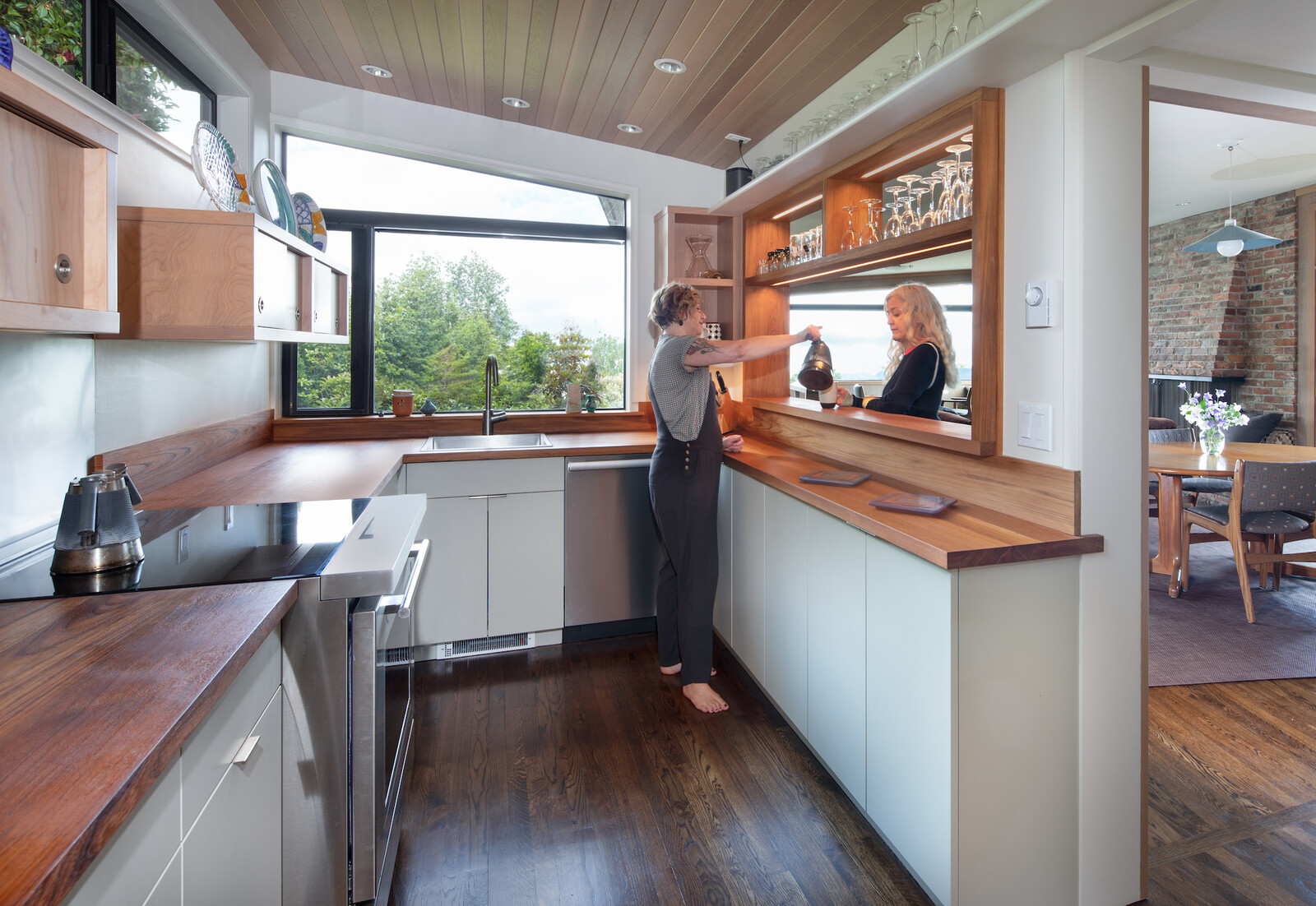 Kitchen Ridge Photo 6 of 6 in View Ridge Kitchen by Johnston Architects - Dwell