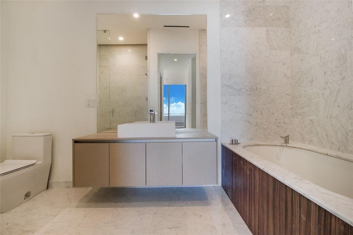 2018 and 2021 IBC Changes for Occupied Roof Decks - The Building Code Blog