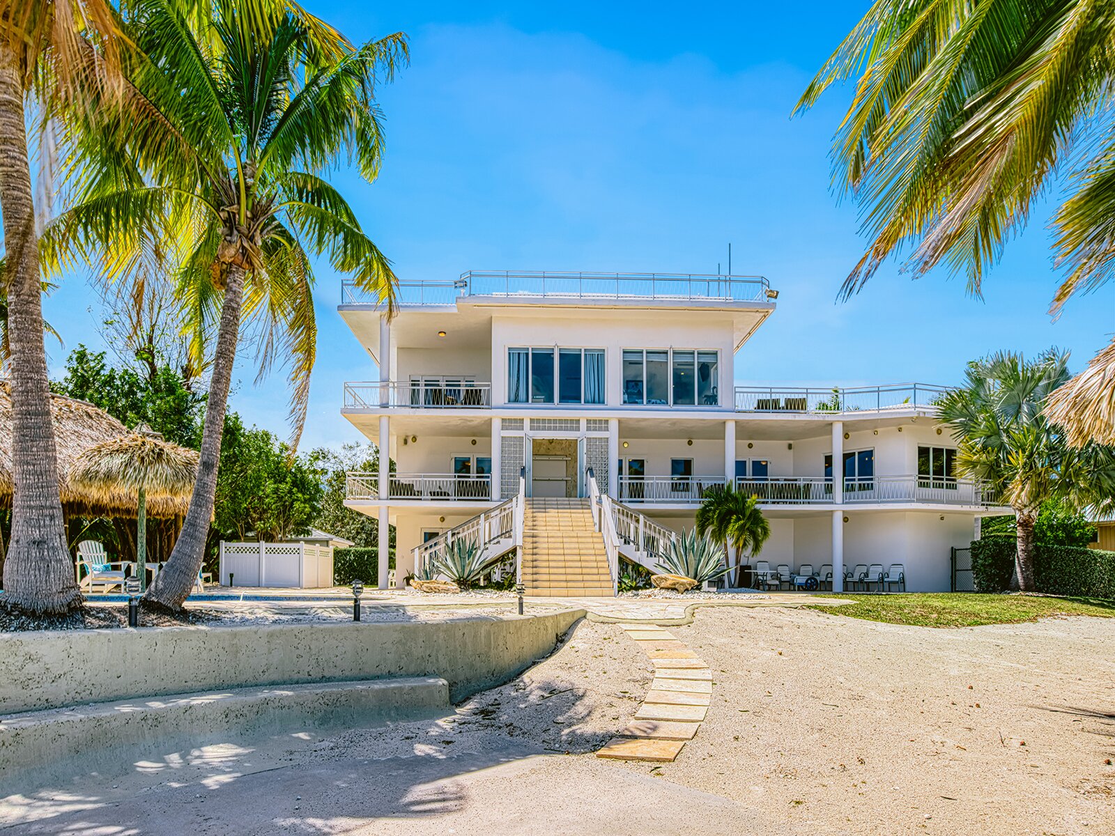 Photo 7 of 9 in Private Beach and Rooftop Deck at Key Largo Estate for