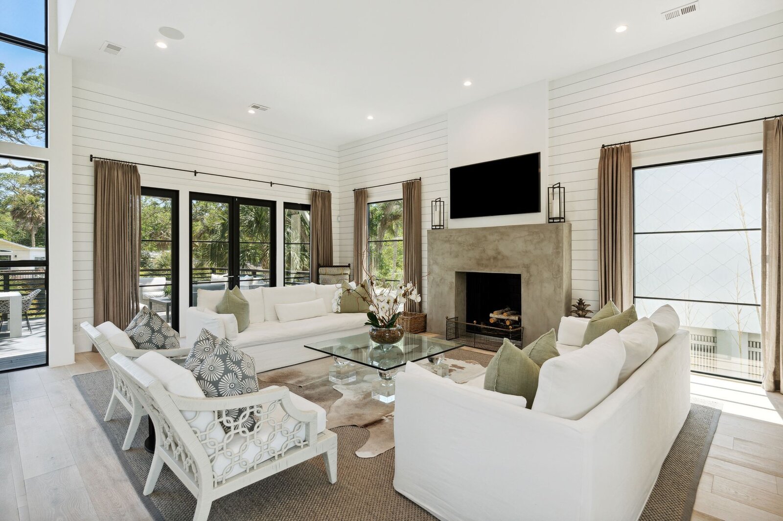 Photo 15 of 26 in Ohana House by Tori Guglielmi - Dwell