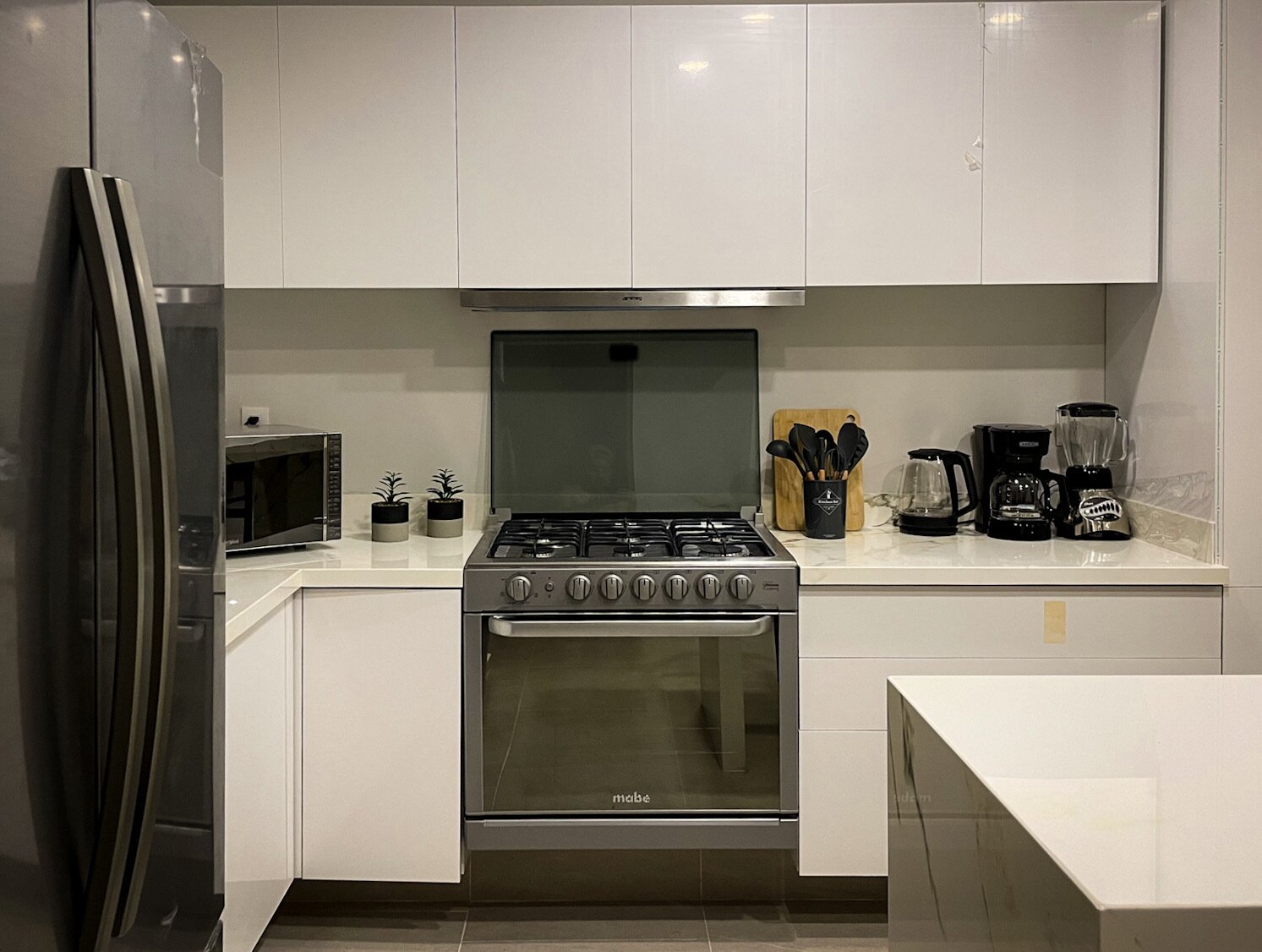 Photo 15 of 26 in The Progress Apartment by Gabo Kuco - Dwell