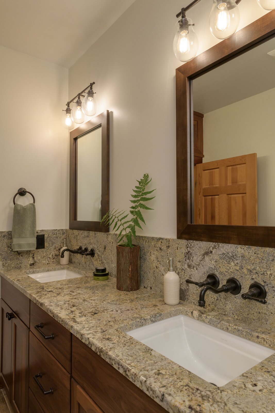 Photo 3 of 6 in Mountain Bathroom by C Randolph Trainor Interiors - Dwell