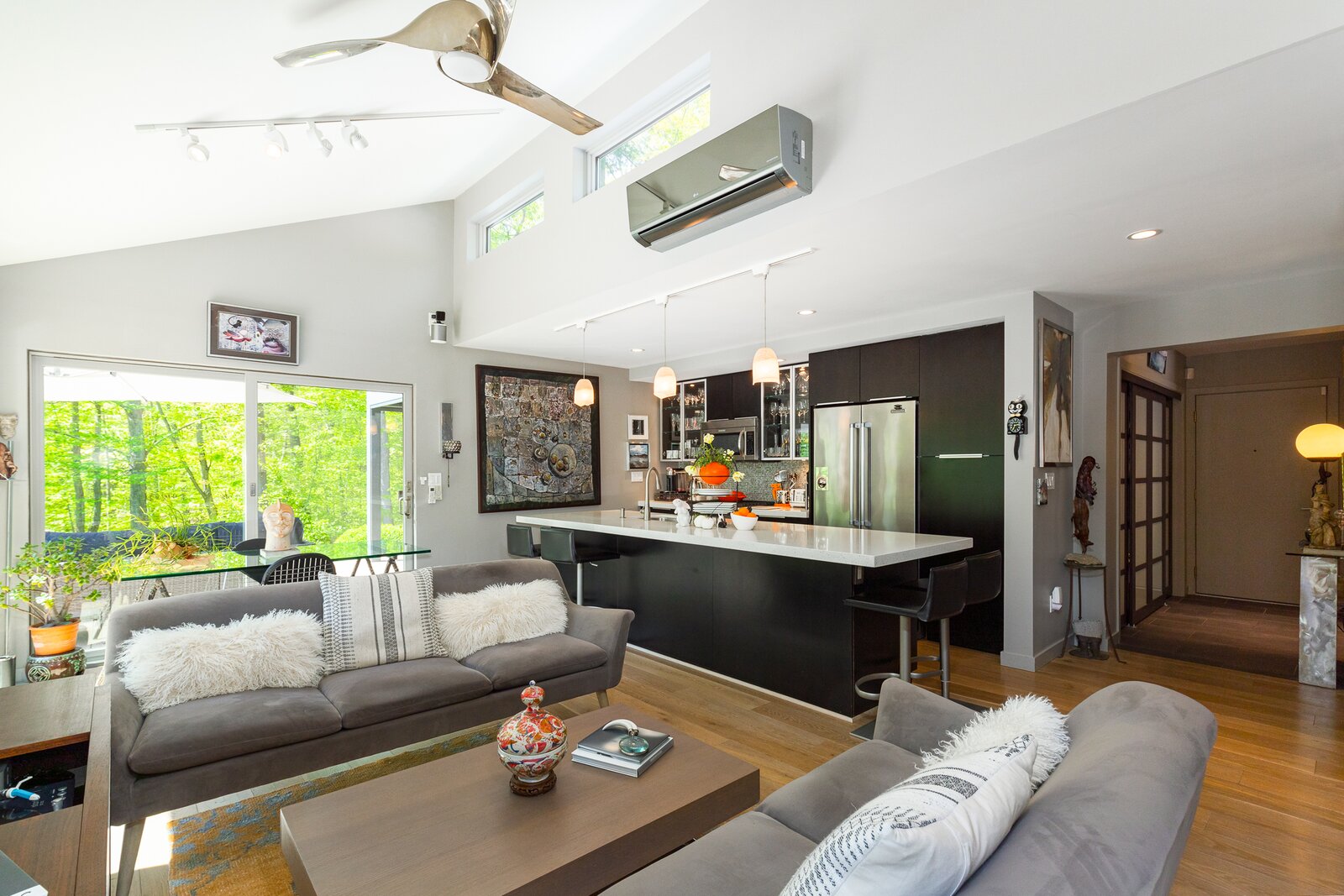 Photo 17 of 27 in HUDSON VALLEY Rare & Exceptional Opportunity by