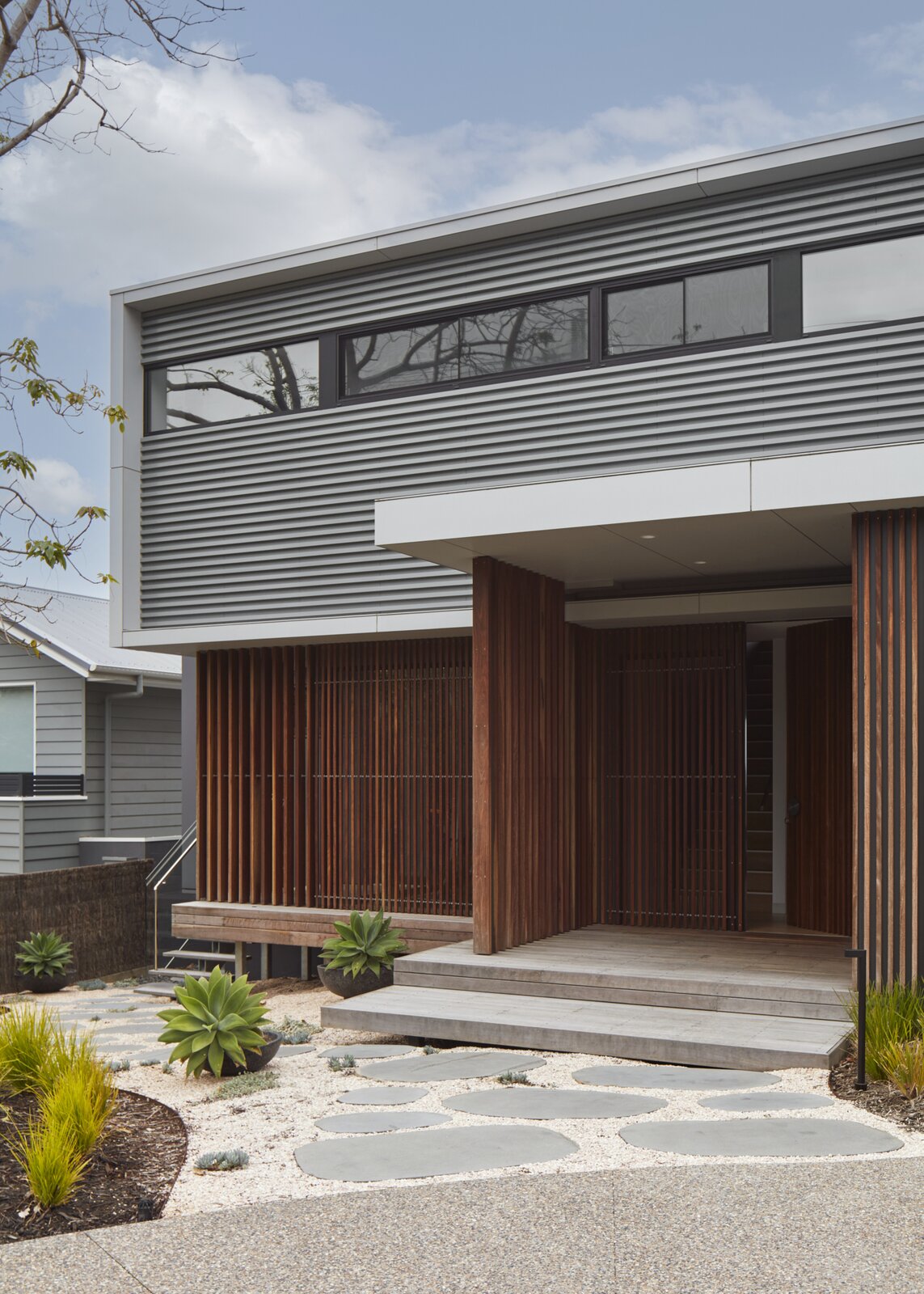 Photo 2 of 7 in Coburn House 1 by Kathryn O'Sullivan Dwell