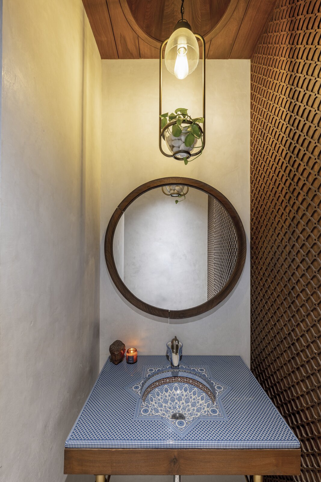 Photo 15 of 28 in Meera House by HR publication - Dwell