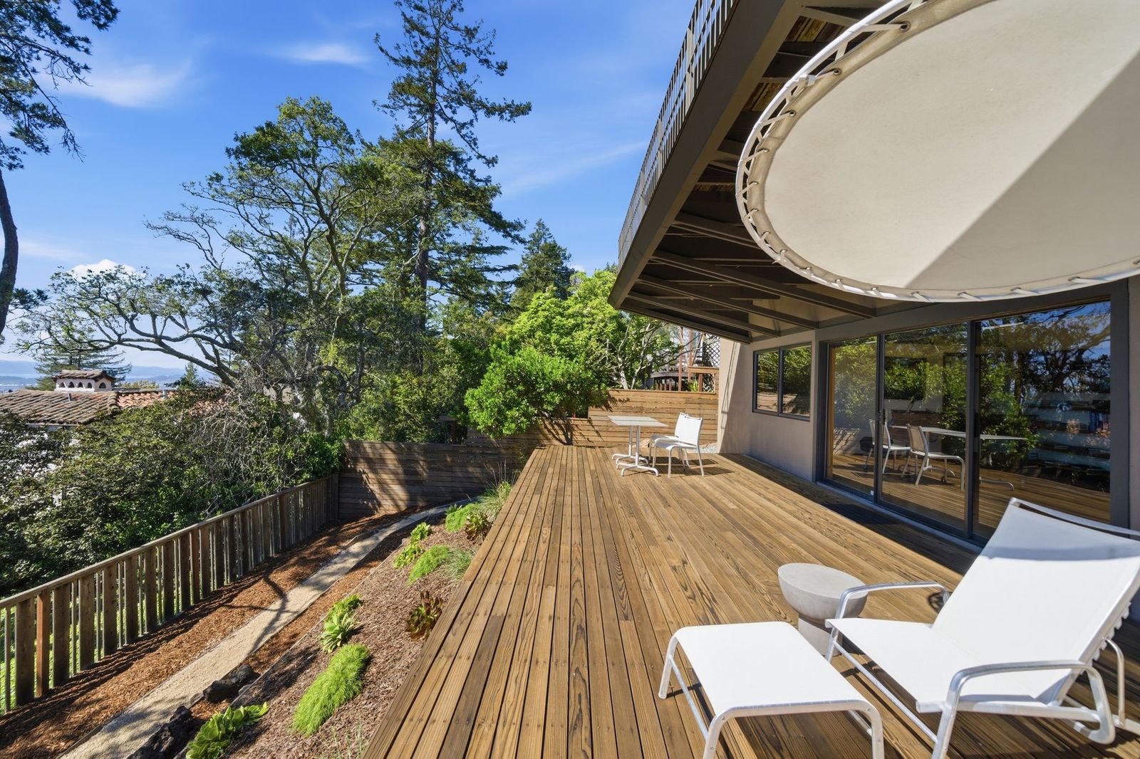 Photo 13 of 15 in Wait Till You See the View From This $2.7M Berkeley ...