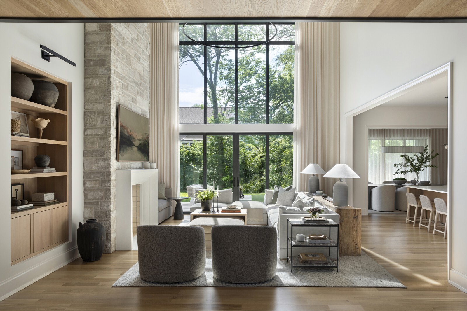 Photo 3 of 27 in Organic Modern by Brad Ramsey Interiors - Dwell