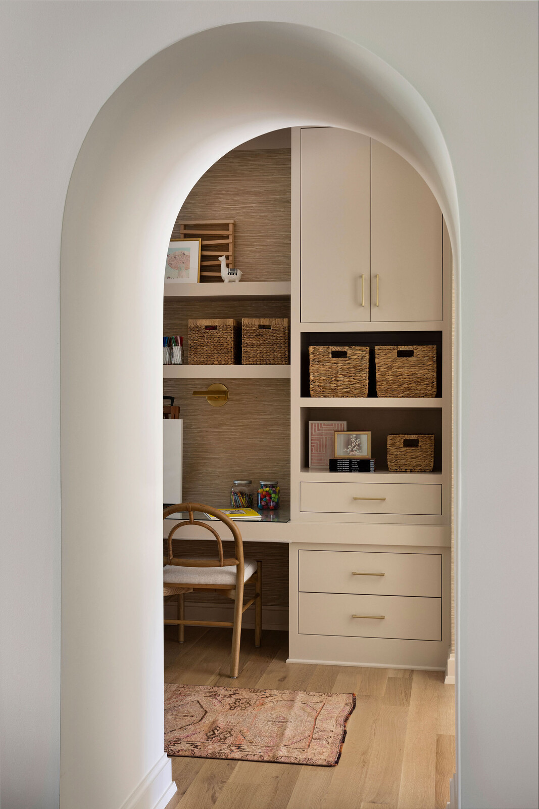 Photo 19 of 27 in Organic Modern by Brad Ramsey Interiors - Dwell